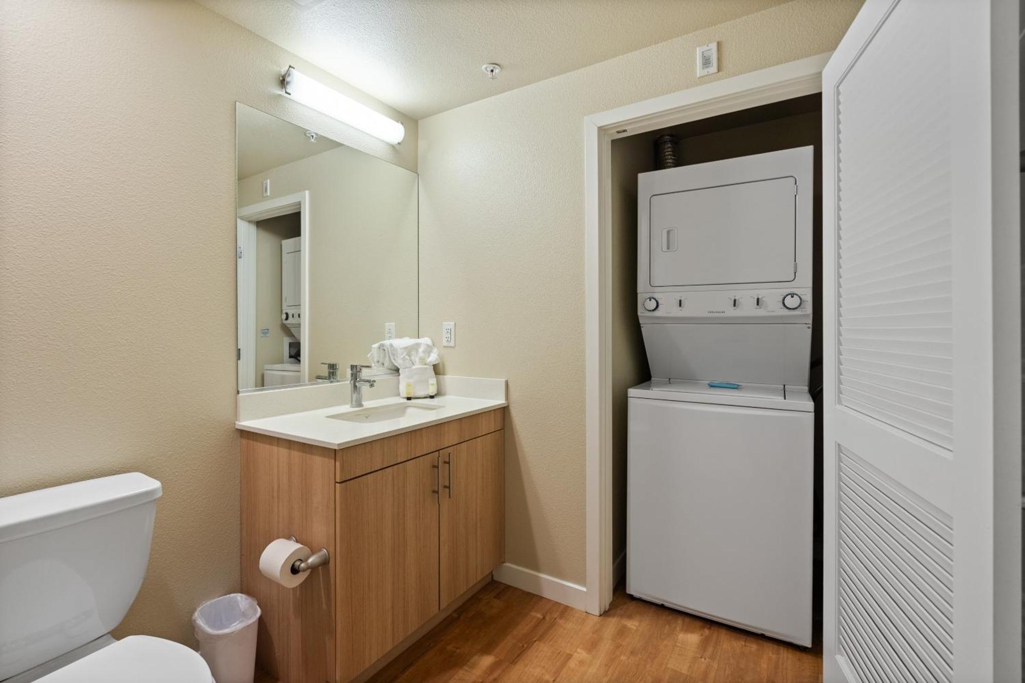 Global Luxury Suites San Jose Downtown エクステリア 写真