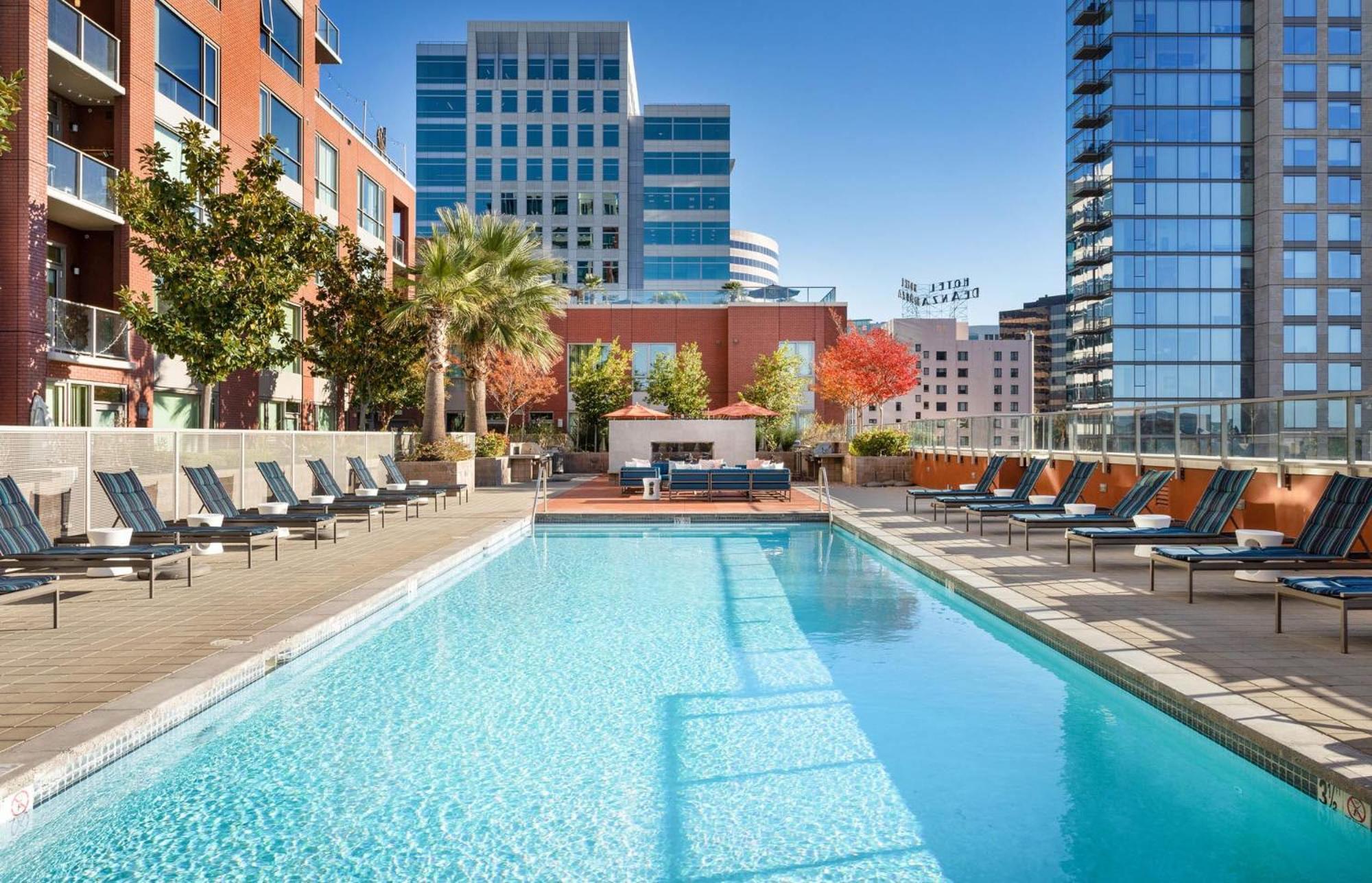 Global Luxury Suites San Jose Downtown エクステリア 写真